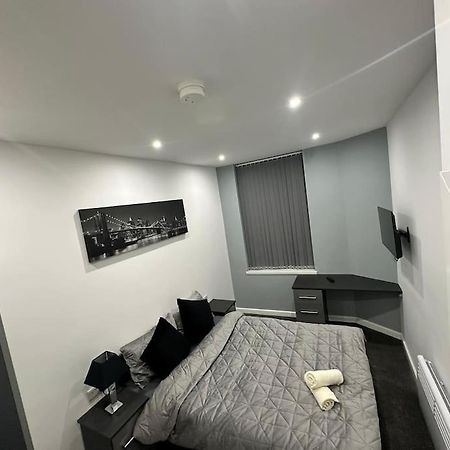 Luxurious 2 Bedroom Flat Beeston Hill Экстерьер фото