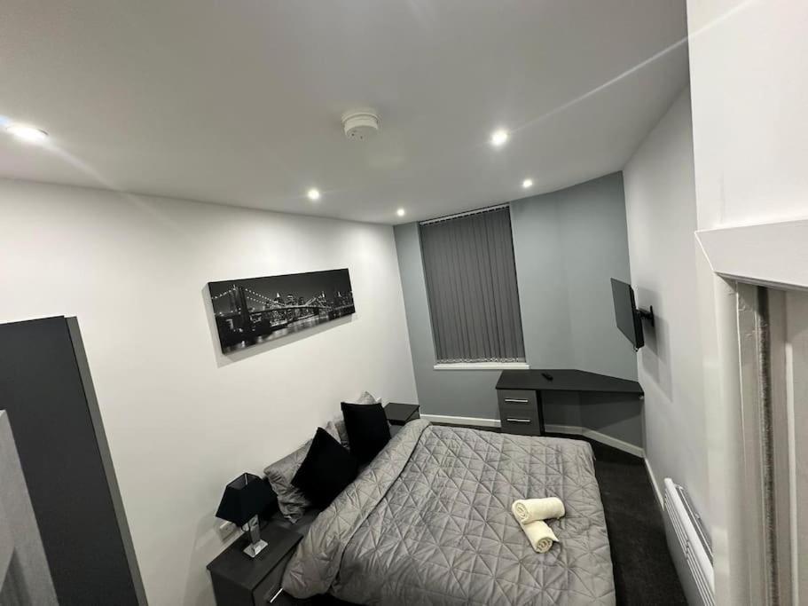 Luxurious 2 Bedroom Flat Beeston Hill Экстерьер фото